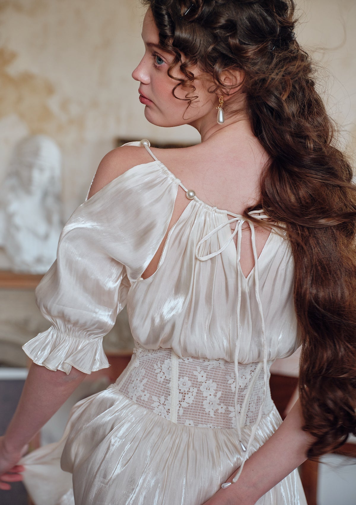 "Du cocon au papillon" Corset Dress