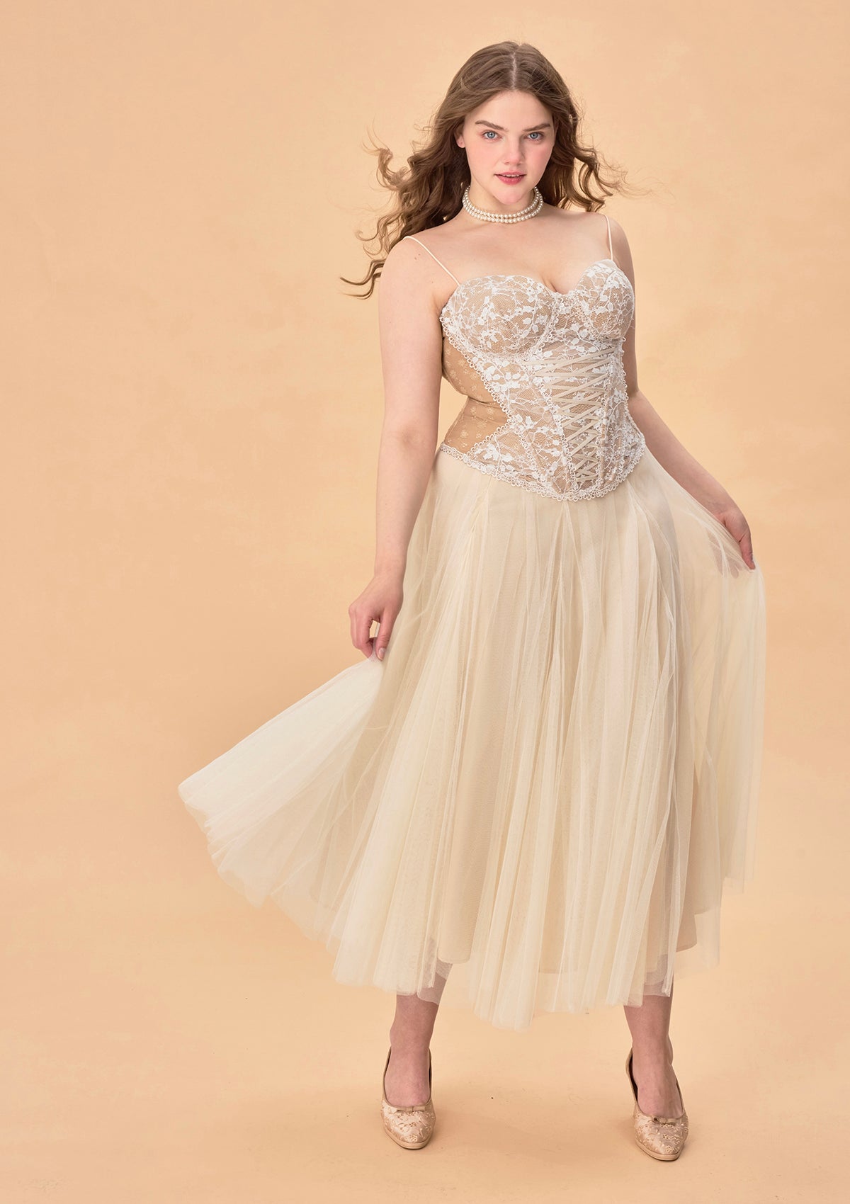 Curve & Plus "White Moon, Weaving Dreams" Corset