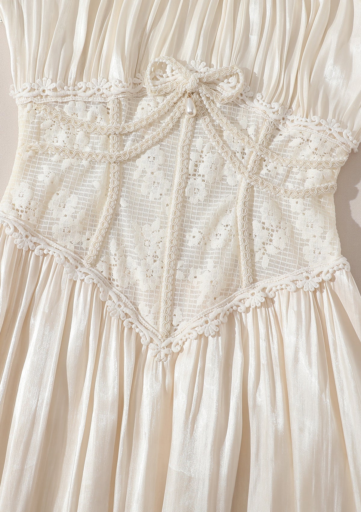 "Du cocon au papillon" Corset Dress