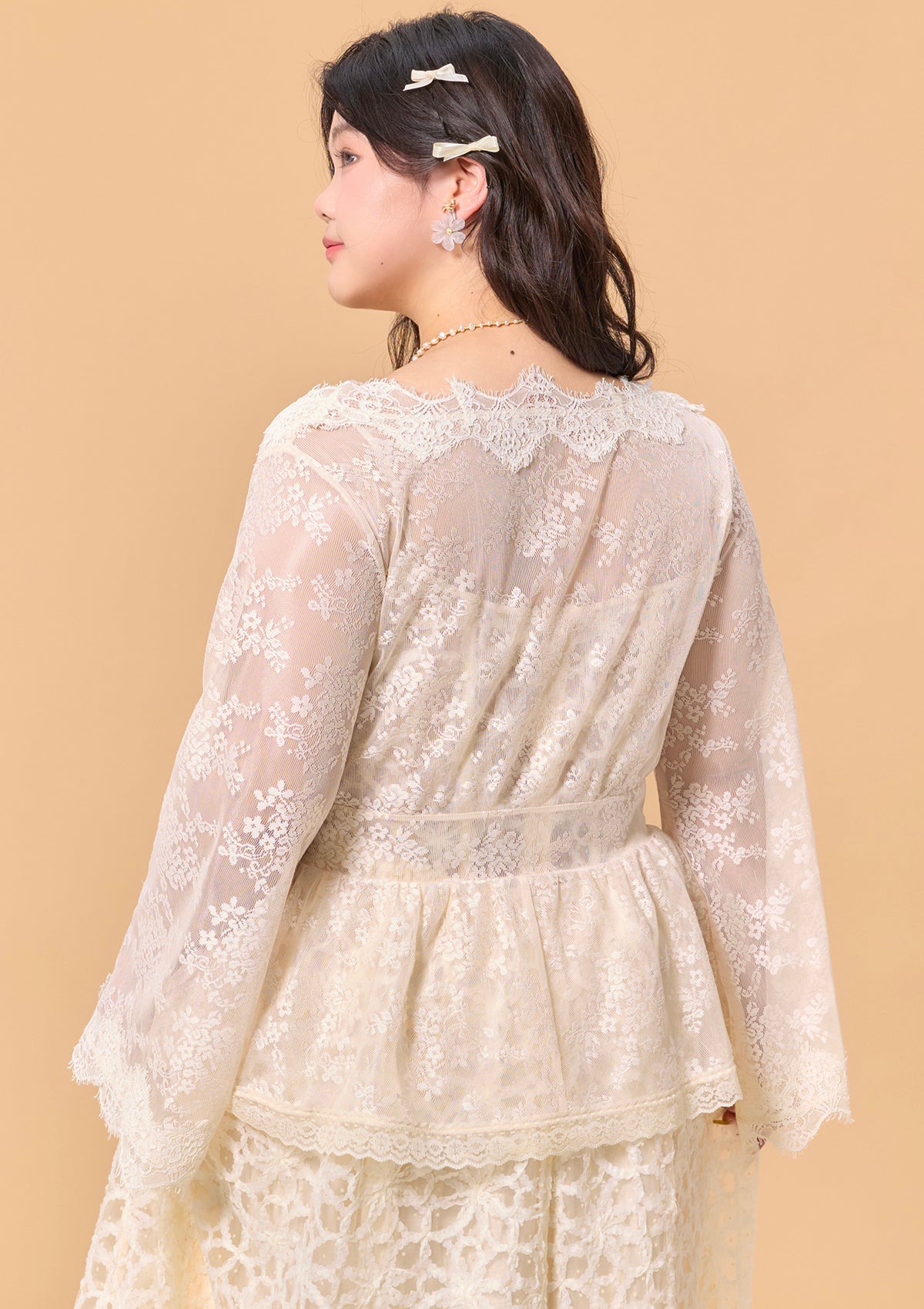 Curve & Plus Holiday in Pattaya Cardigan