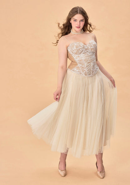 Curve &amp; Plus &quot;White Moon, Weaving Dreams&quot; Corset
