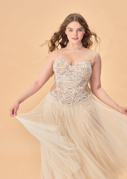 Curve &amp; Plus &quot;White Moon, Weaving Dreams&quot;Gauze Skirt